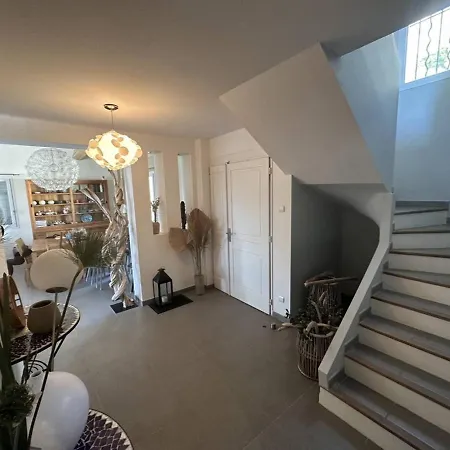 Contemporaine A Sainte-maxime, Piscine, Proche Plage, 8 Pers., 4 Etoiles - Fr-1-768-36 Villa